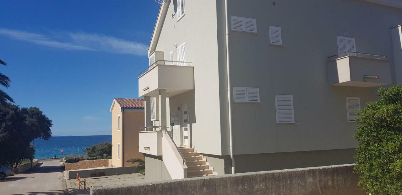 Apartments Biba 诺瓦利娅 外观 照片