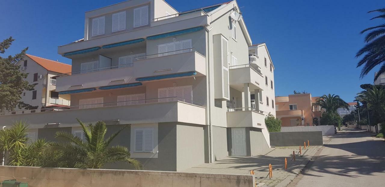 Apartments Biba 诺瓦利娅 外观 照片